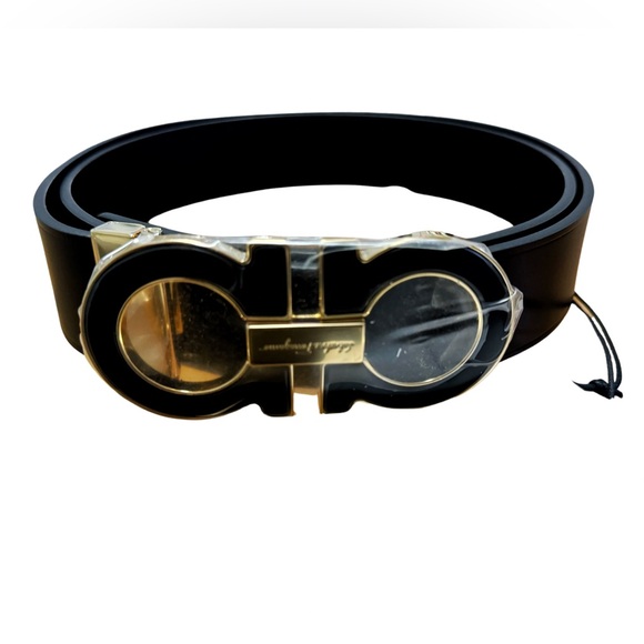 BRAND NEW: Genuine Black and Gold Ferragamo Designer Belt - Picture 1 of 3